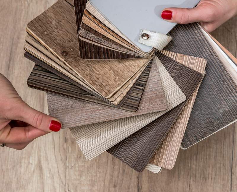 Floor Designs – Tiles or Hardwood?